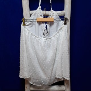 Top plumeti Shein blanco