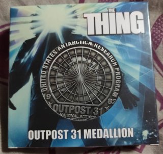 Medallón The Thing Outpost 31