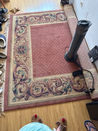 Alfombra de lana con diseño floral