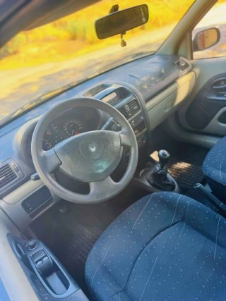 Renault Clio 2002