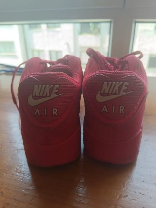 Nike Airmax 1 Rojas, apenas se han usado. Talla 42