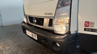 NISSAN NT400 35.131 Basico BP AA Cab Abatible Cort
