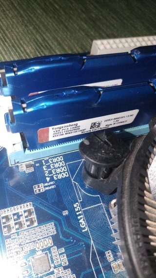 Placa Base Gigabyte GA-B75M-D3H