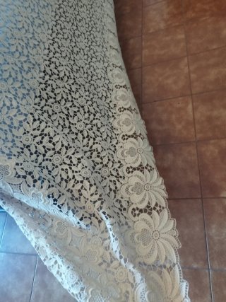Copriletto pizzo Cantù fatto a mano matrimoniale