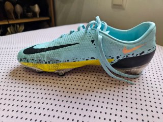 Botas de fútbol Nike Phantom GT 40