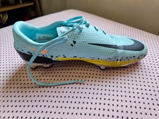 Botas de fútbol Nike Phantom GT 40