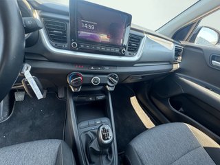 Kia Stonic 1.0 T-GDi MHEV MT Concept 74 kW (100 CV)