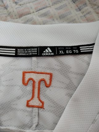 Camiseta Adidas Tennessee NCAA talla M Manning 16