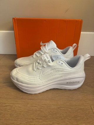 Zapatillas Nike ZoomX Talla 42 Blancas