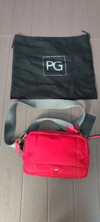 BOLSO MANO U HOMBRO PURIFICACIÓN GARCIA ROJO