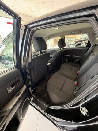 Mazda 3 1998