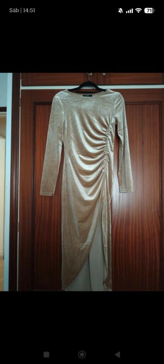 Vestido fiesta terciopelo beige