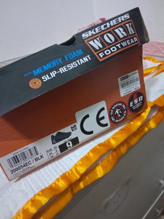Skechers uomo antiscivolo nere