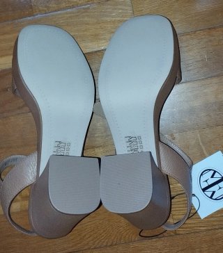 Sandalias Beige Tacón Plataforma Hebilla Tobillo