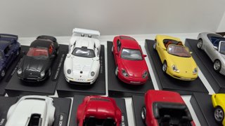 Modellini Porsche 1:43 con basetta singoli o lotto