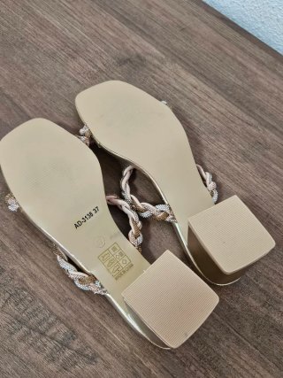 Sandalias Buonarotti Doradas