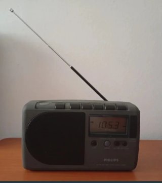 Radio Digital Portátil Philips AZ 2340