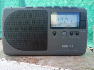 Radio Digital Portátil Philips AZ 2340