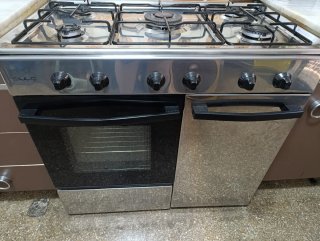 Cocina Acero inoxidable con portabombona de 90 cm