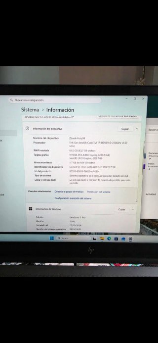 HP ZBook Fury G8 Workstation Portátil