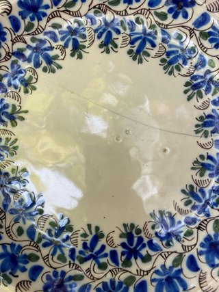 Antiguo plato de cerámica, Manises, siglo XIX