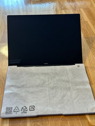 Huawei Matebook 14 AMD Grigio/Argento