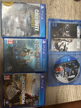 PS4 (PlayStation 4) Negra con Mando nuevo