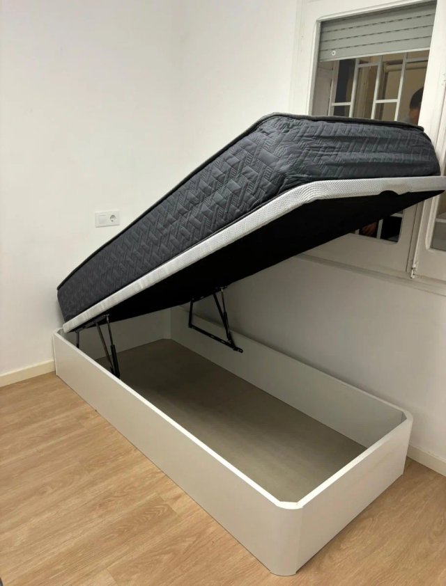 Offerta su letti completi con canapè e materasso 90x190
