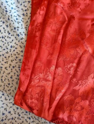 Traje MNG satinado estampado japonés L