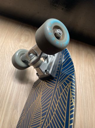 Longboard LongIsland Azul Hojas 70cm