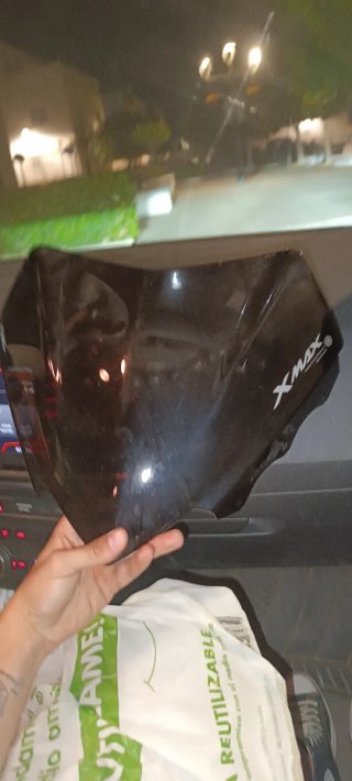 Careta Yamaha XMAX Negra