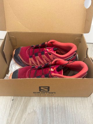 Deportivas Salomon chica T.37