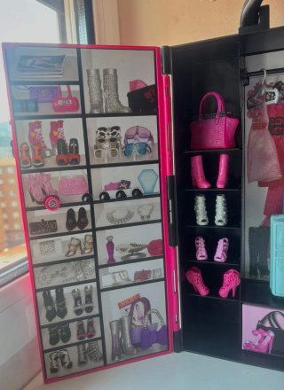Maletín/Armario Barbie rosa