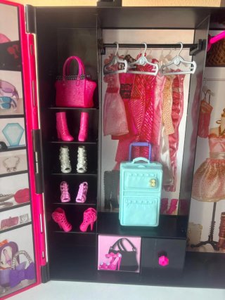 Maletín/Armario Barbie rosa