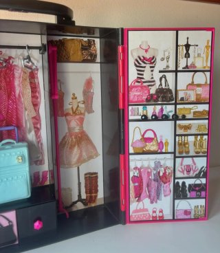 Maletín/Armario Barbie rosa