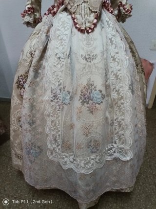 Vestido de fallera con complementos