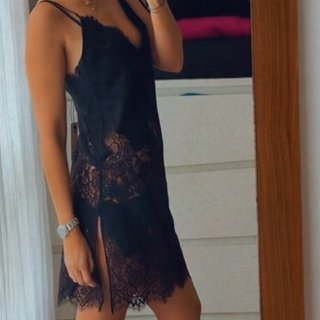 Talla XS - Zara Top largo encaje negro