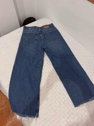 Vaqueros anchos Lefties
