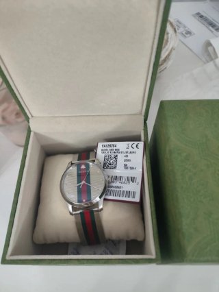 Reloj Gucci Plata y Verde