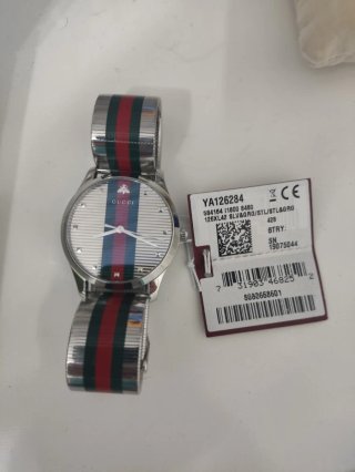 Reloj Gucci Plata y Verde