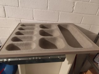 Cassetti per armadio Ikea bianchi