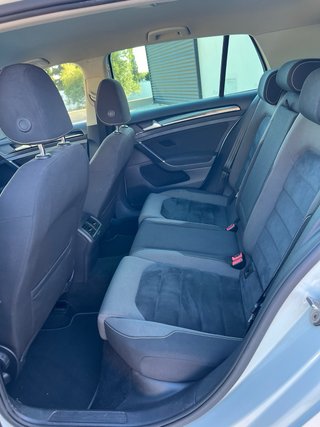 Volkswagen Golf 2.0 TDI 150 cv R-line
