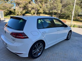 Volkswagen Golf 2.0 TDI 150 cv R-line