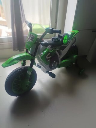 Moto Eléctrica Infantil Verde y Blanca