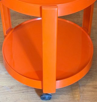 Carro camarera auxiliar vintage naranja