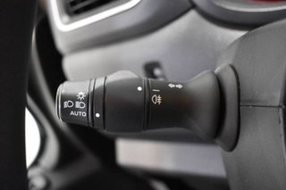 Renault Master CHASIS CABINA CARROZADO PAQUETERO CAMIÓN 3.5T 2.3 DCI 145 CV CON PLATAFORMA ELEVADORA