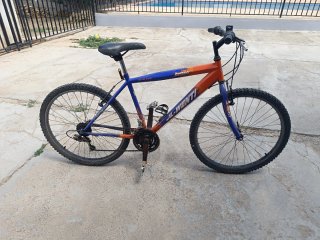 Bicicleta Montaña Naranja y Azul