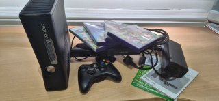 Xbox 360 con Kinect y juegos