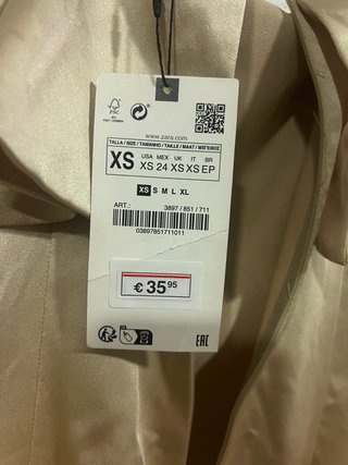 Talla XS. Vestido largo hombros descubiertos ZARA
