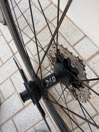 Ruedas DT Swiss 1400 Dicut 50 bujes 240